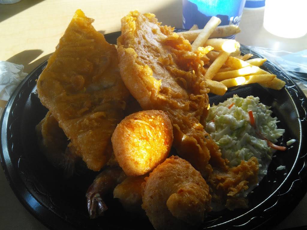 Long John Silvers | restaurant | 3222 S Mooney Blvd, Visalia, CA 93277, USA | 5597331557 OR +1 559-733-1557