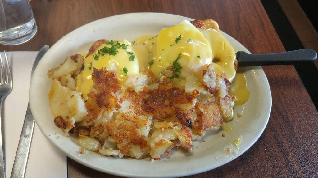 Sophias Restaurant | restaurant | 749 Military Rd, Buffalo, NY 14216, USA | 7164479661 OR +1 716-447-9661