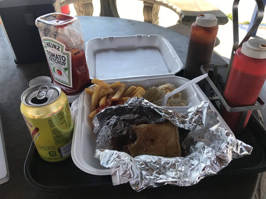 Dinuba BBQ | restaurant | 147 E El Monte Way, Dinuba, CA 93618, USA | 5593155133 OR +1 559-315-5133