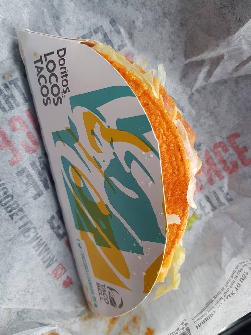 Taco Bell | meal takeaway | 422 Bayly St W, Ajax, ON L1S 1P1, Canada | 9056863125 OR +1 905-686-3125