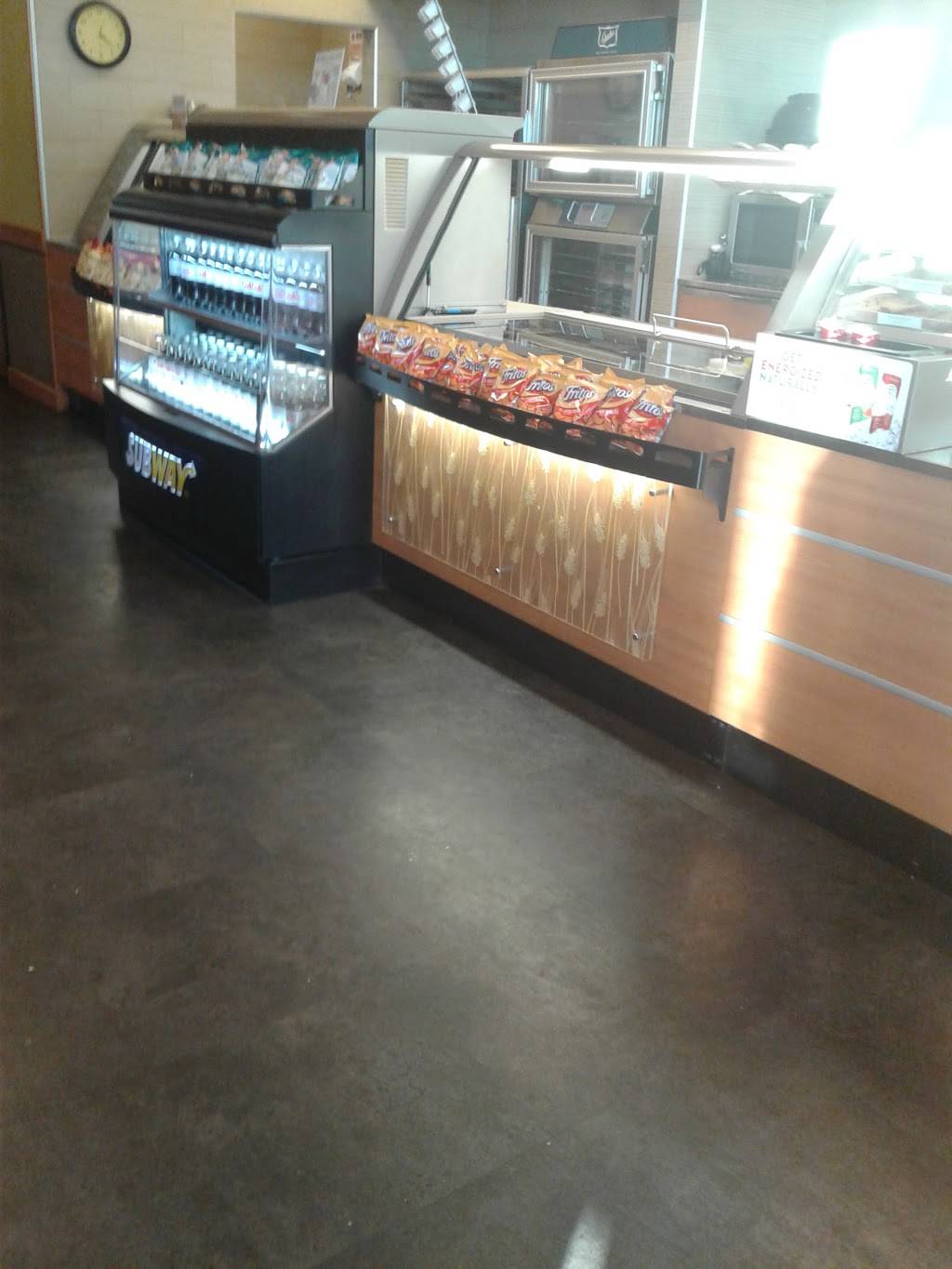 Subway | restaurant | 1918 165th St, Gateway Promenade Ste 100, Hammond, IN 46323, USA | 2198440544 OR +1 219-844-0544