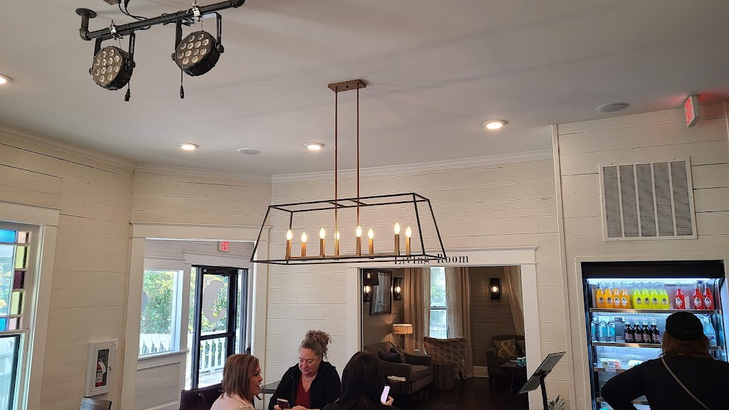 White Rhino Coffee | cafe | 414 W Main St, Waxahachie, TX 75165, USA | 2149037082 OR +1 214-903-7082