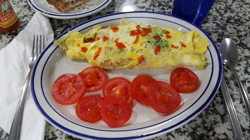 Tigers Family Restaurant | restaurant | 1031 N Broad St, Lansdale, PA 19446, USA | 2153685415 OR +1 215-368-5415