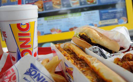 Sonic Drive-In | restaurant | 7561 Shaffer Pkwy, Littleton, CO 80127, USA | 3039721857 OR +1 303-972-1857