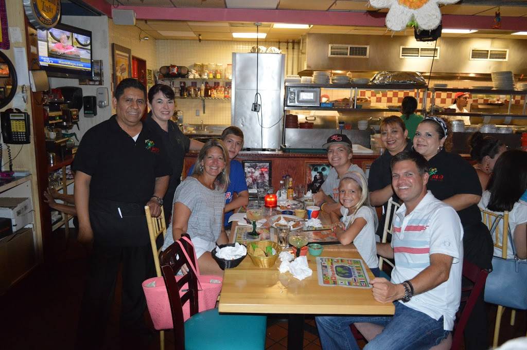 RIO Border Cafe | restaurant | 1821, 330 Connecticut Ave, Norwalk, CT 06854, USA | 2038559577 OR +1 203-855-9577