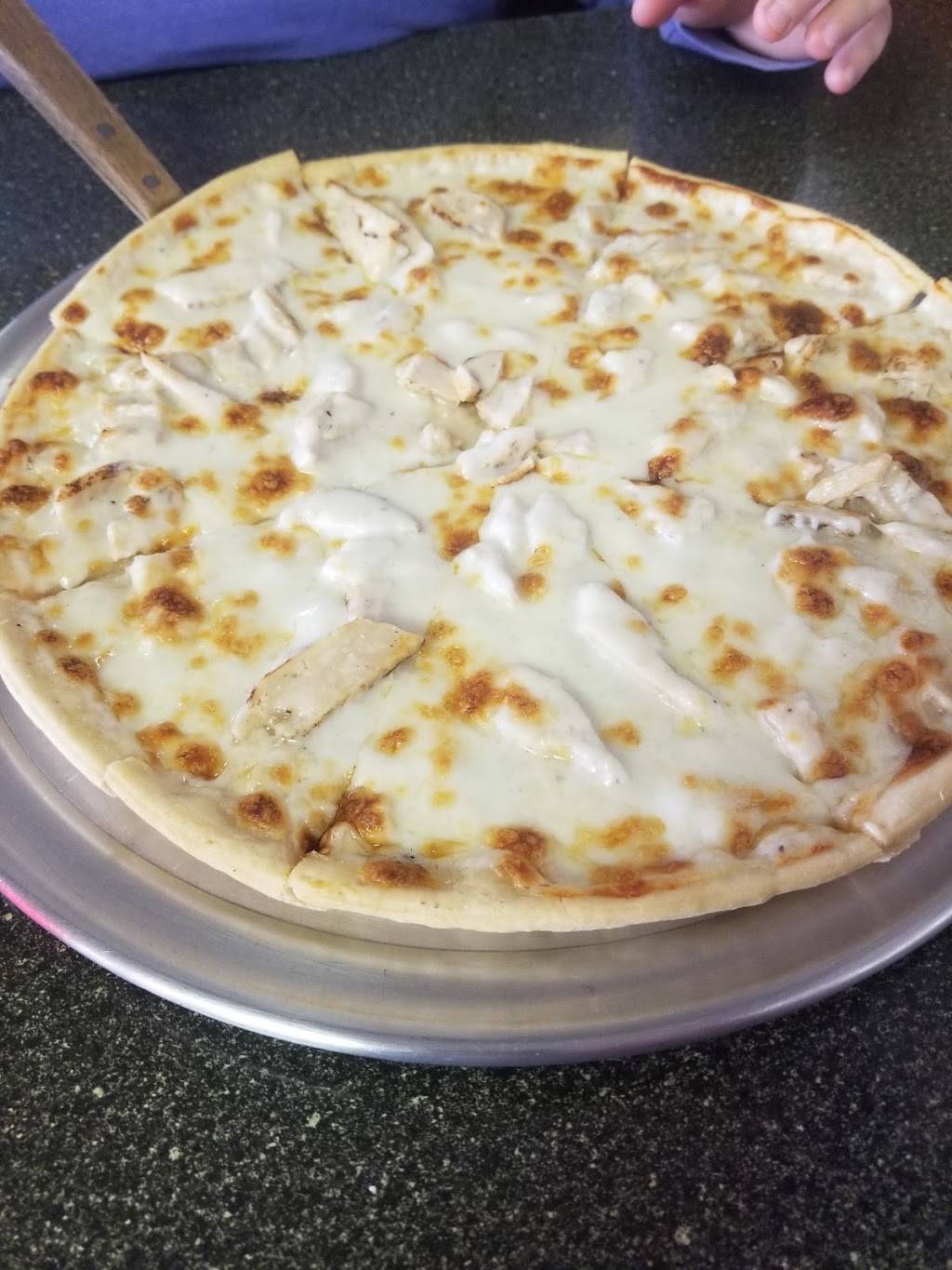 Pioneer Pizza | restaurant | 244 E Main St, Gentry, AR 72734, USA | 4797368142 OR +1 479-736-8142