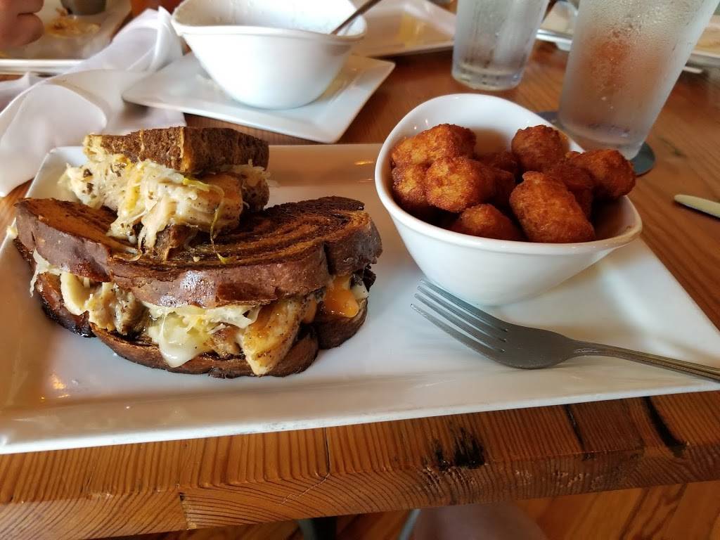 Copper Pig | restaurant | 4611 Macklind Ave, St. Louis, MO 63109, USA | 3144997166 OR +1 314-499-7166