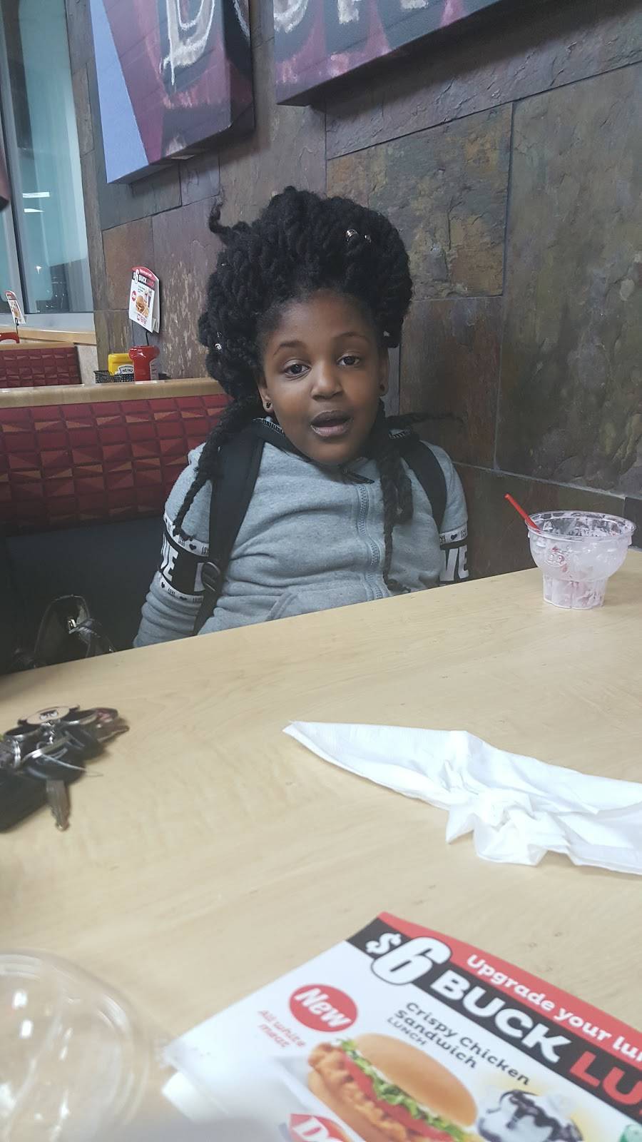 Dairy Queen Grill & Chill | restaurant | 2411 Old Country Inn Dr, Caseyville, IL 62232, USA | 6184895122 OR +1 618-489-5122