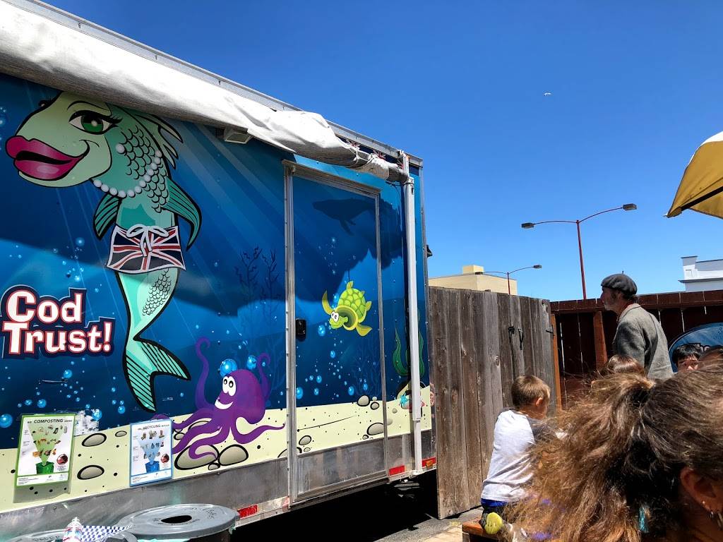 The Codmother Fish and Chips | restaurant | 496 Beach St, San Francisco, CA 94133, USA | 4156069349 OR +1 415-606-9349