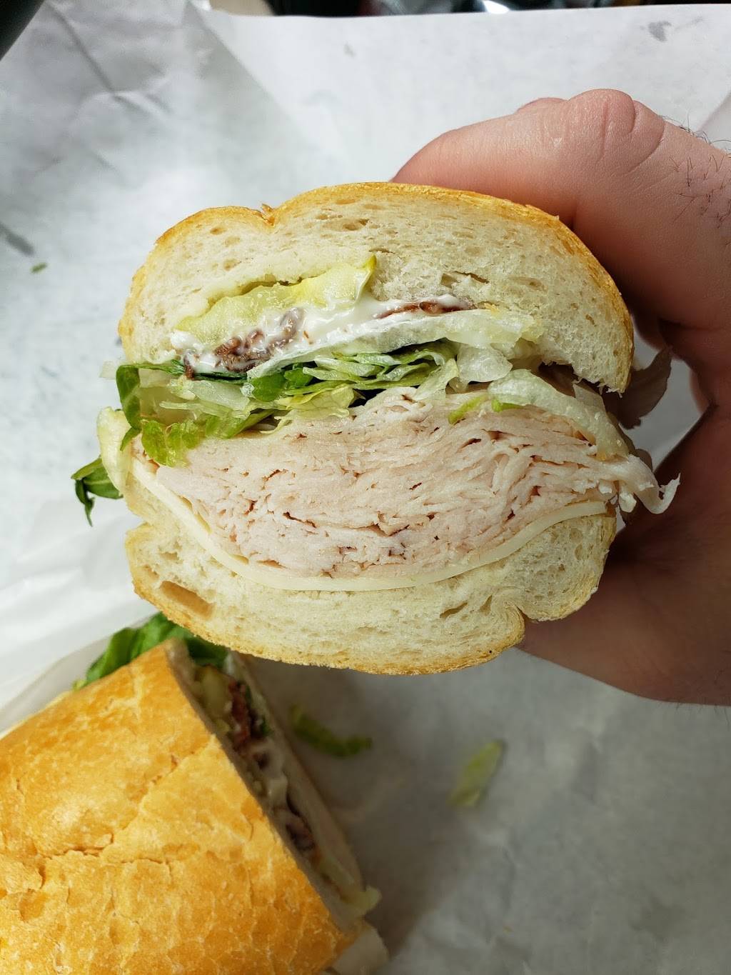 Blues City Deli | restaurant | 2438 McNair Ave, St. Louis, MO 63104, USA | 3147738225 OR +1 314-773-8225