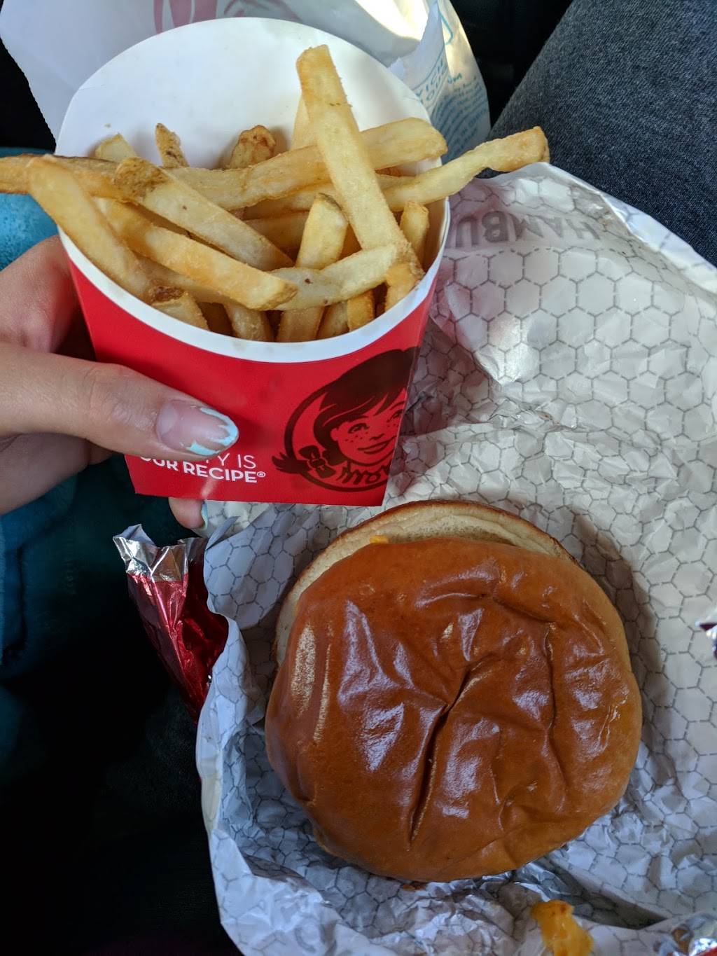 Wendys | restaurant | 3356 Lake City Hwy, Warsaw, IN 46580, USA | 5742692939 OR +1 574-269-2939