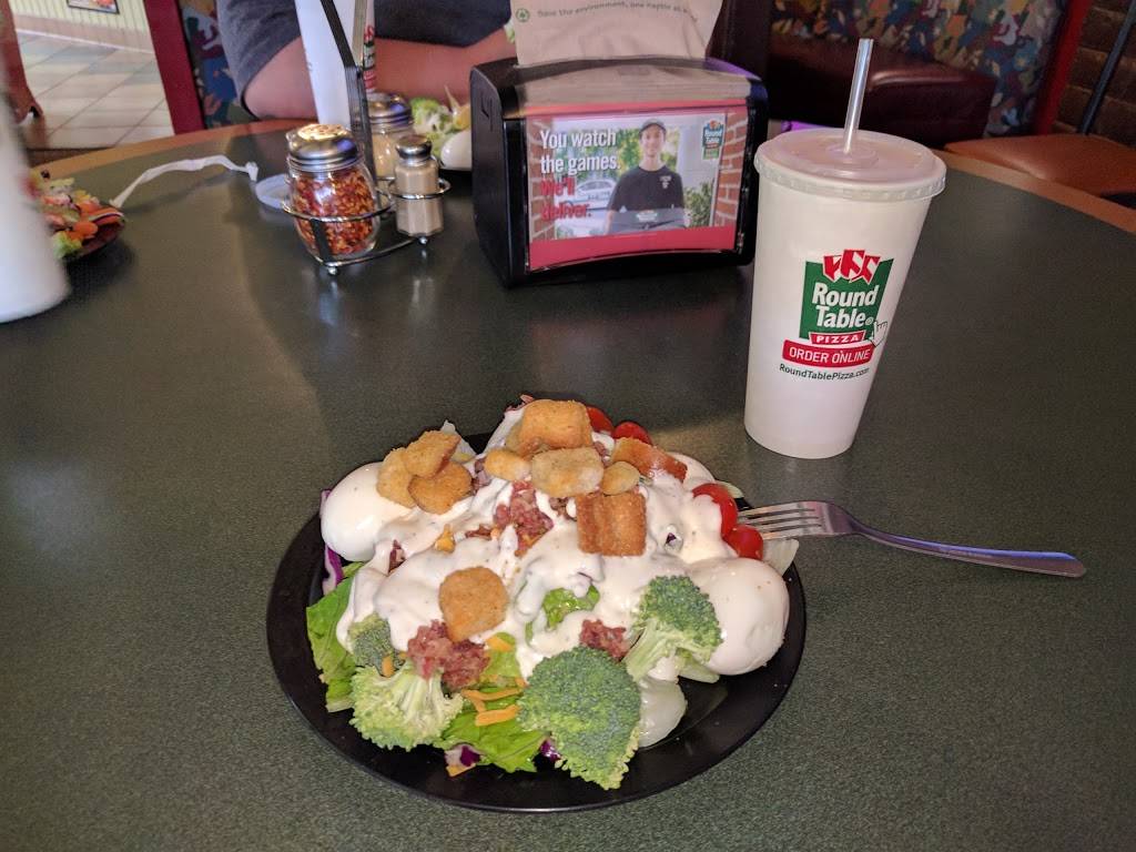 Round Table Pizza | meal delivery | 2650 Geer Rd, Turlock, CA 95382, USA | 2096321083 OR +1 209-632-1083