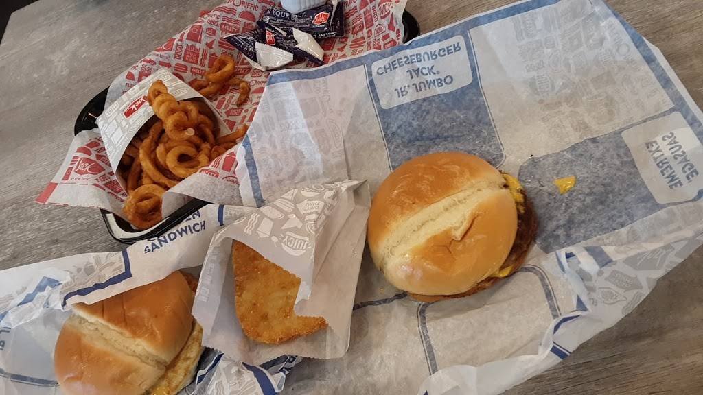 Jack in the Box | restaurant | 4402 Maple Ave, Dallas, TX 75219, USA | 2145212560 OR +1 214-521-2560