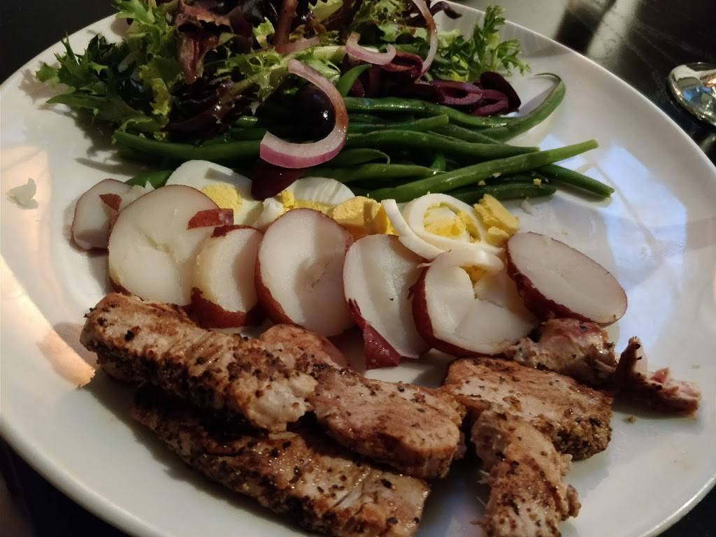 Havana’s | restaurant | 1 N Lake Park Blvd, Carolina Beach, NC 28428, USA | 9104582822 OR +1 910-458-2822