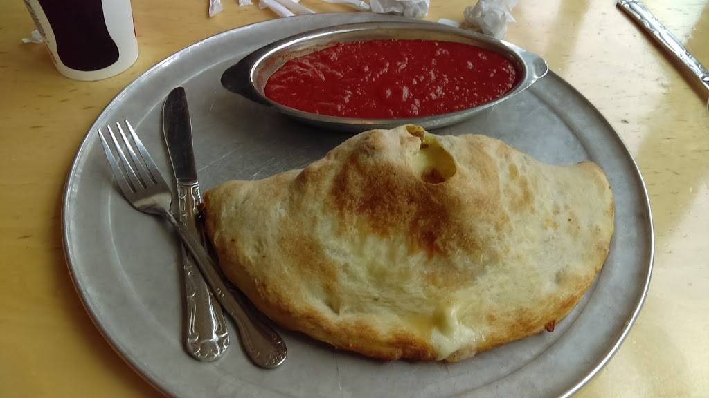 Fellinis Pizza | restaurant | 1634 McLendon Ave NE, Atlanta, GA 30307, USA | 4046879190 OR +1 404-687-9190