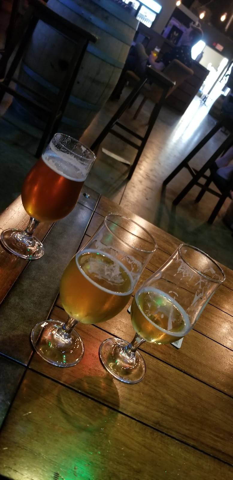 Refuge Brewery | restaurant | 43040 Rancho Way, Temecula, CA 92590, USA | 9515060609 OR +1 951-506-0609