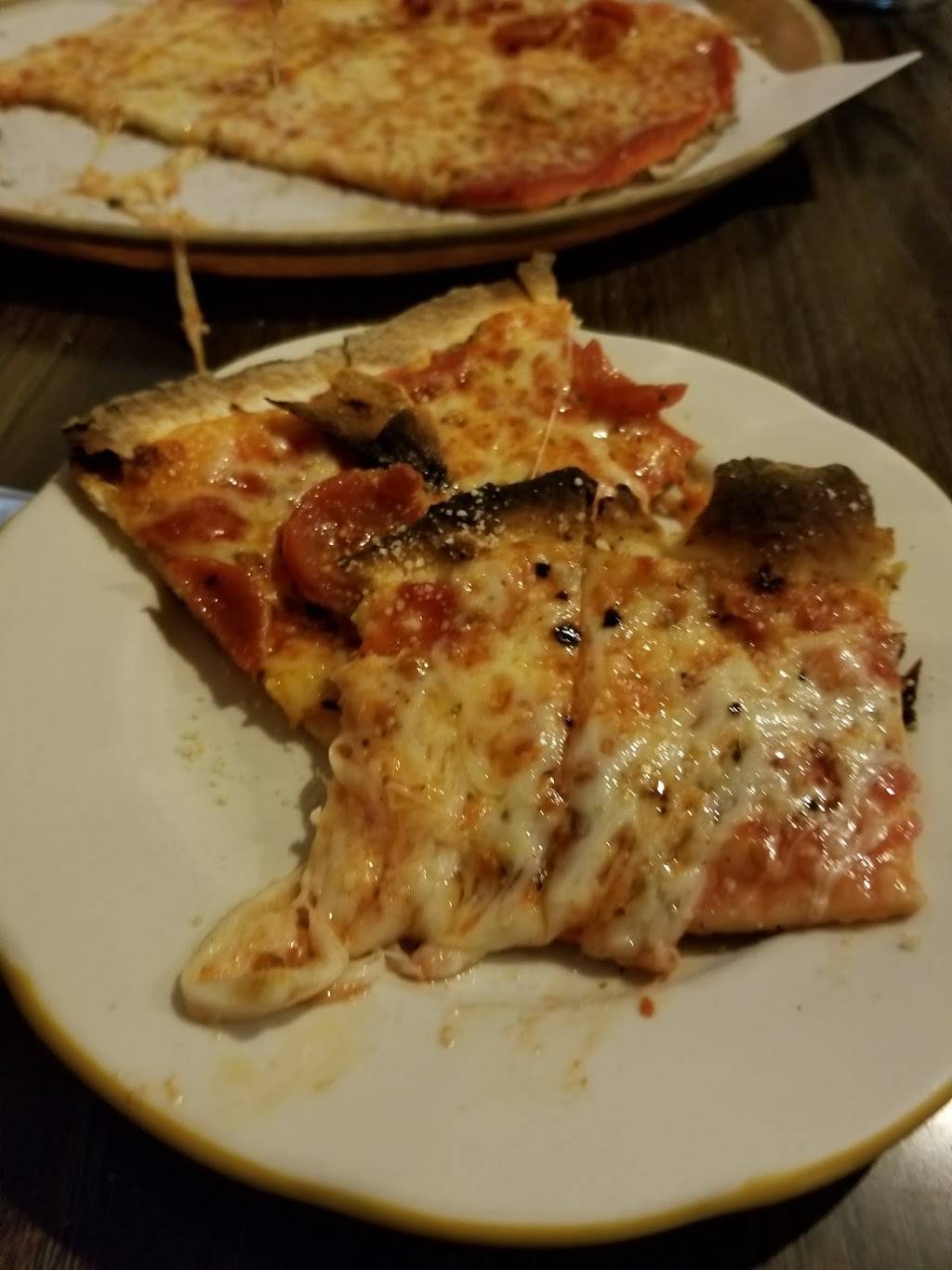 Franks Pizza Palace | restaurant | 815 W College Ave, Appleton, WI 54914, USA | 9207349131 OR +1 920-734-9131