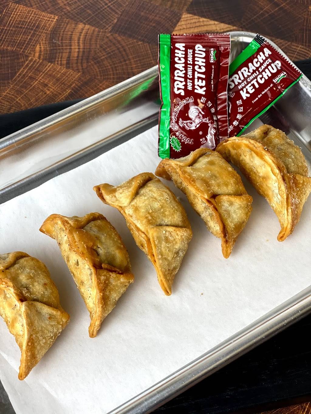 Smoked and Chopped | restaurant | 3300 Fairmount Ave, Philadelphia, PA 19104, USA | 6315667955 OR +1 631-566-7955