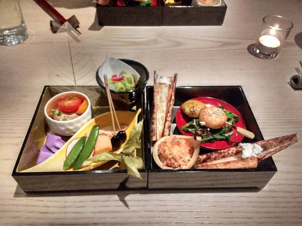 SUSHINAO | restaurant | 311 W 17th St, New York, NY 10011, USA | 6468610086 OR +1 646-861-0086