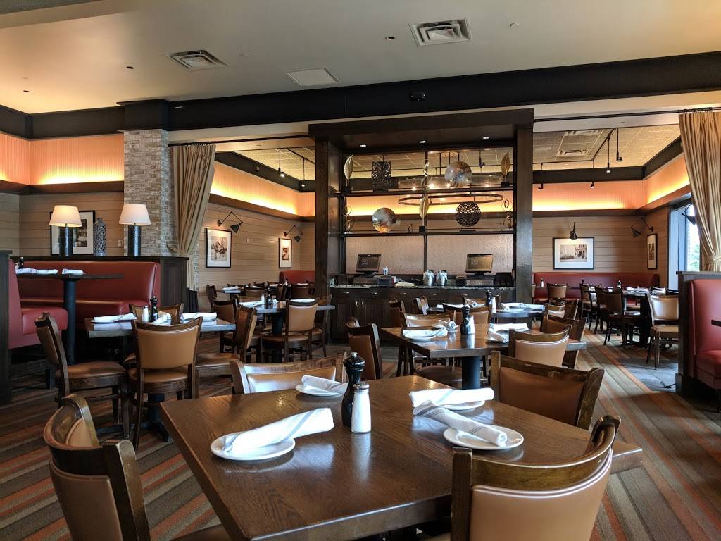 Burtons Grill | restaurant | 1 Cornerstone Square, Westford, MA 01886, USA | 9786921220 OR +1 978-692-1220