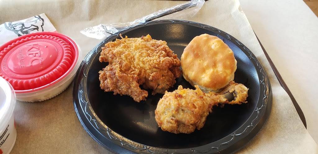 KFC | restaurant | 980 N Military Trl, West Palm Beach, FL 33415, USA | 5616838898 OR +1 561-683-8898