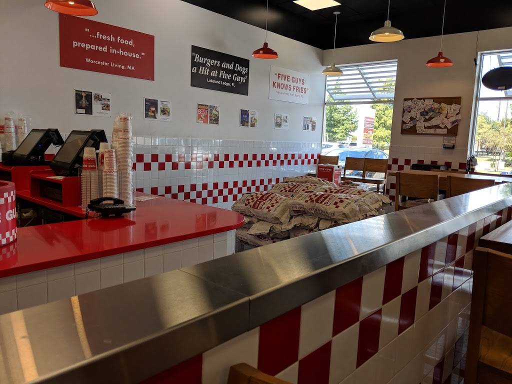 Five Guys | meal takeaway | 8505 S Main St, Houston, TX 77025, USA | 7136622075 OR +1 713-662-2075
