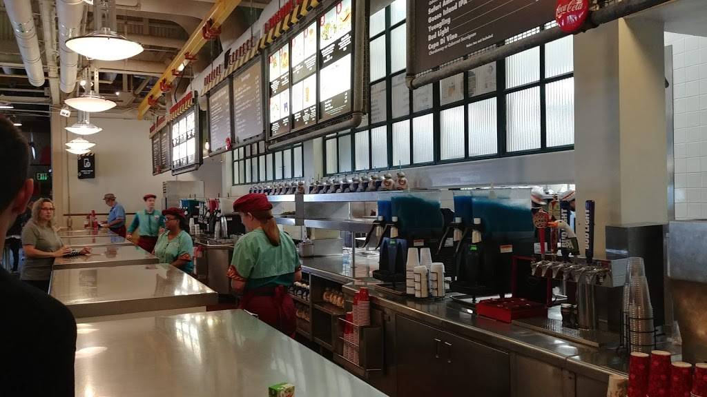 Backlot Express | restaurant | 351 South Studio Dr N, Orlando, FL 32830, USA | 4079393463 OR +1 407-939-3463