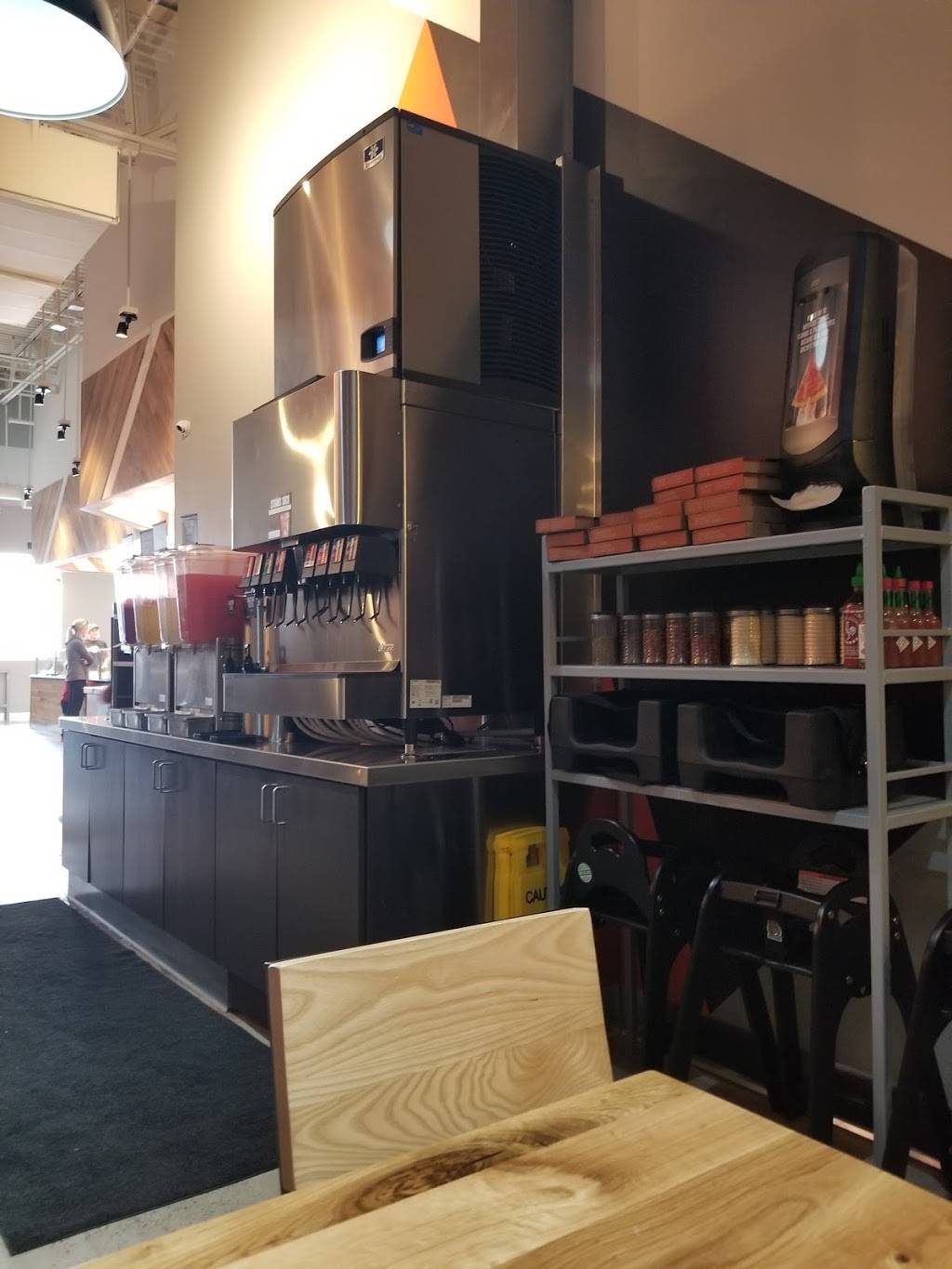 Blaze Pizza | meal takeaway | 1617 Pleasonton Rd, Fort Bliss, TX 79916, USA | 9159758666 OR +1 915-975-8666