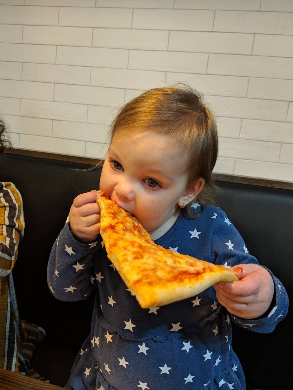 Bravo Kosher Pizza | restaurant | 902 Kings Hwy, Brooklyn, NY 11223, USA | 3477025121 OR +1 347-702-5121