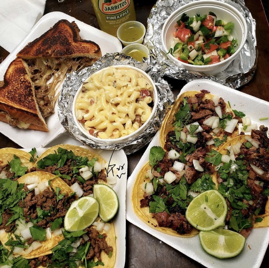 Ay Que Rico | restaurant | 5615 Lone Star Pkwy, San Antonio, TX 78253, USA | 2103963449 OR +1 210-396-3449