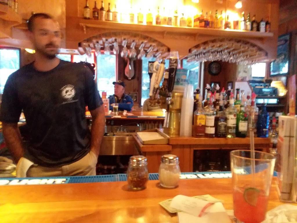 Sport Island | restaurant | 108 Riverside Blvd, Northville, NY 12134, USA | 5188632003 OR +1 518-863-2003