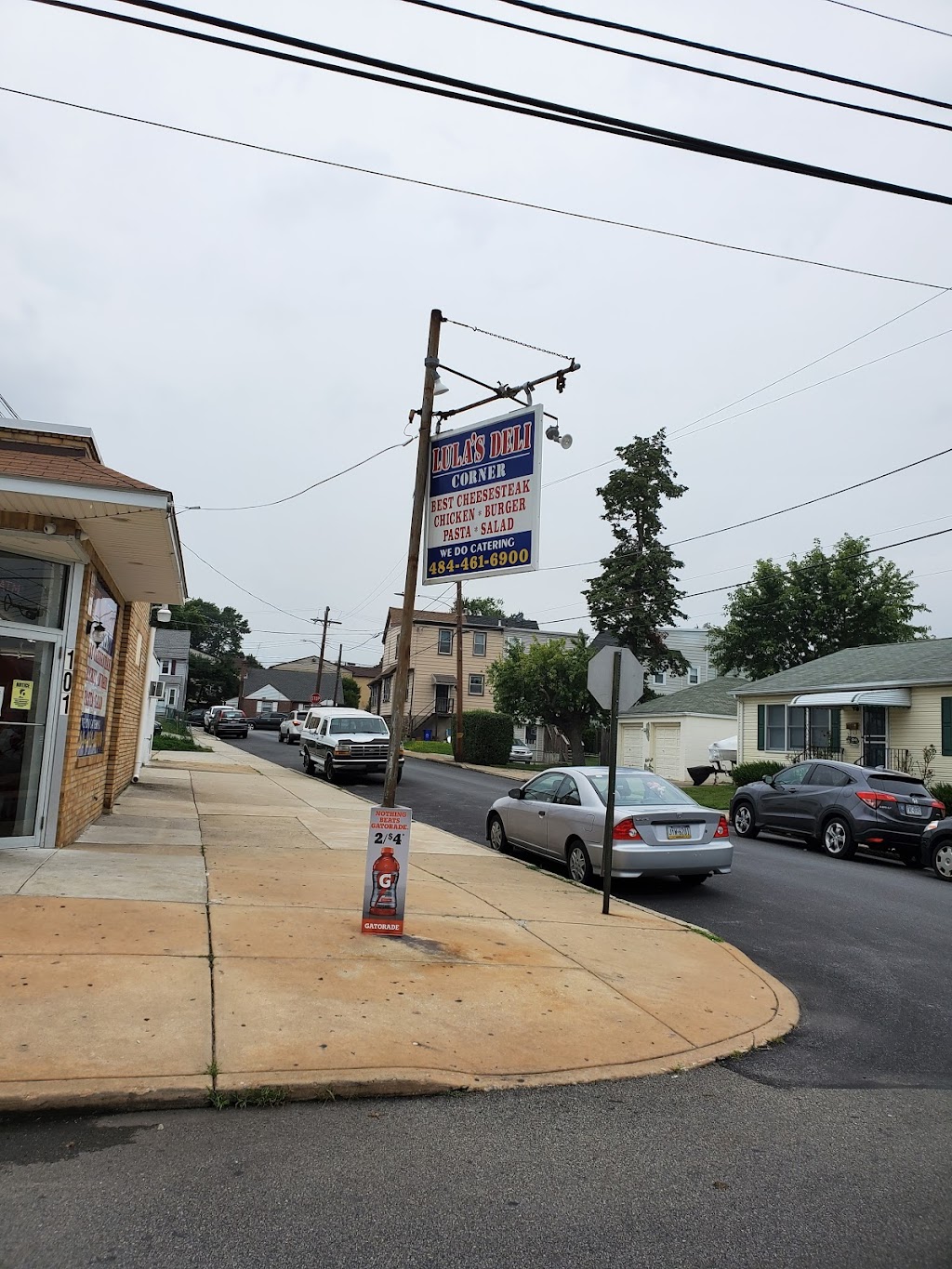 Lulas Deli Corner | meal delivery | 101 W Berkley Ave #2534, Clifton Heights, PA 19018, USA | 4844616900 OR +1 484-461-6900