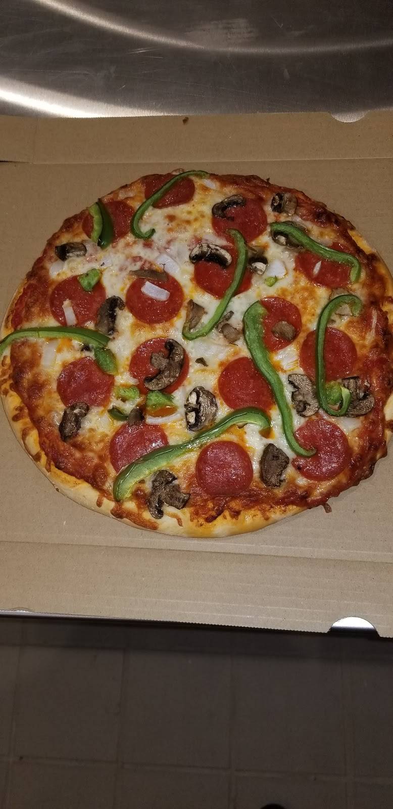 Malitos Pizza | restaurant | 105 S Taylor St, Marengo, IL 60152, USA | 8155961333 OR +1 815-596-1333