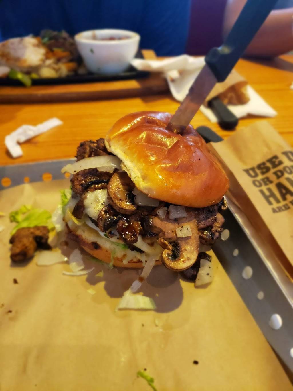 Chilis Grill & Bar | restaurant | 2440 Piedmont Rd NE, Atlanta, GA 30324, USA | 4048487979 OR +1 404-848-7979