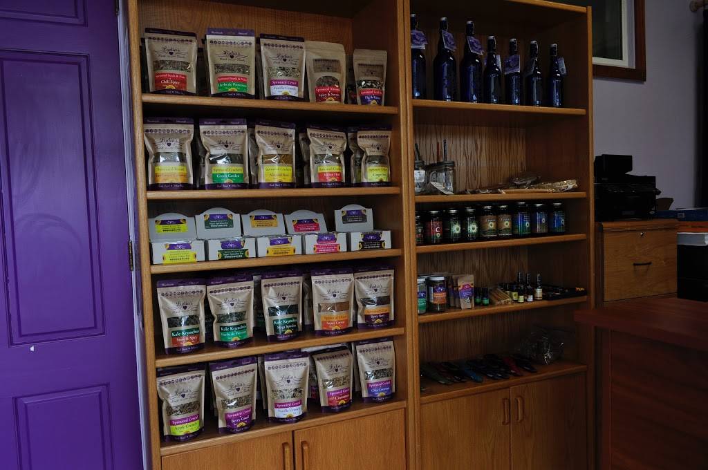 Lydias Health Foods | restaurant | 1390 N McDowell Blvd suite e, Petaluma, CA 94954, USA | 7079920776 OR +1 707-992-0776