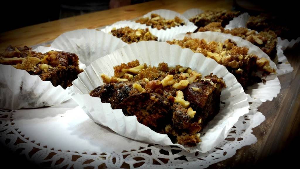 Lorettas Café | meal takeaway | 114 N Lexington Ave, Asheville, NC 28801, USA | 8282533747 OR +1 828-253-3747