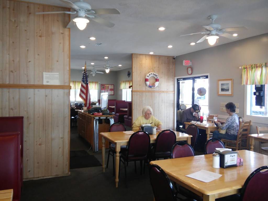 Batsons Galley | restaurant | 14260 NC-50, Surf City, NC 28445, USA | 9103284426 OR +1 910-328-4426
