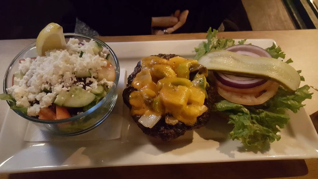 Whispers Pub & Eatery | restaurant | 249 Richmond Rd, Ottawa, ON K1Z 6X1, Canada | 6137229603 OR +1 613-722-9603