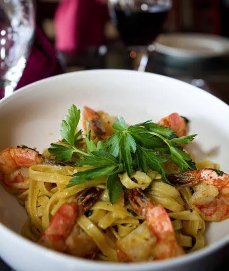 Sebastianis Italian Bistro | restaurant | 6078 Warner Ave, Huntington Beach, CA 92647, USA | 7148413619 OR +1 714-841-3619