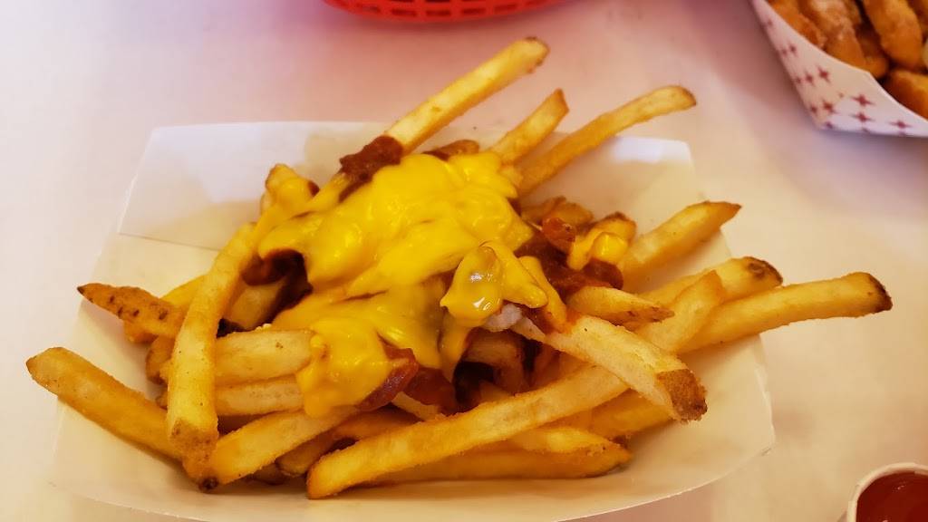 Franks Franks | restaurant | 1117 16th Ave, Monroe, WI 53566, USA | 6083253647 OR +1 608-325-3647