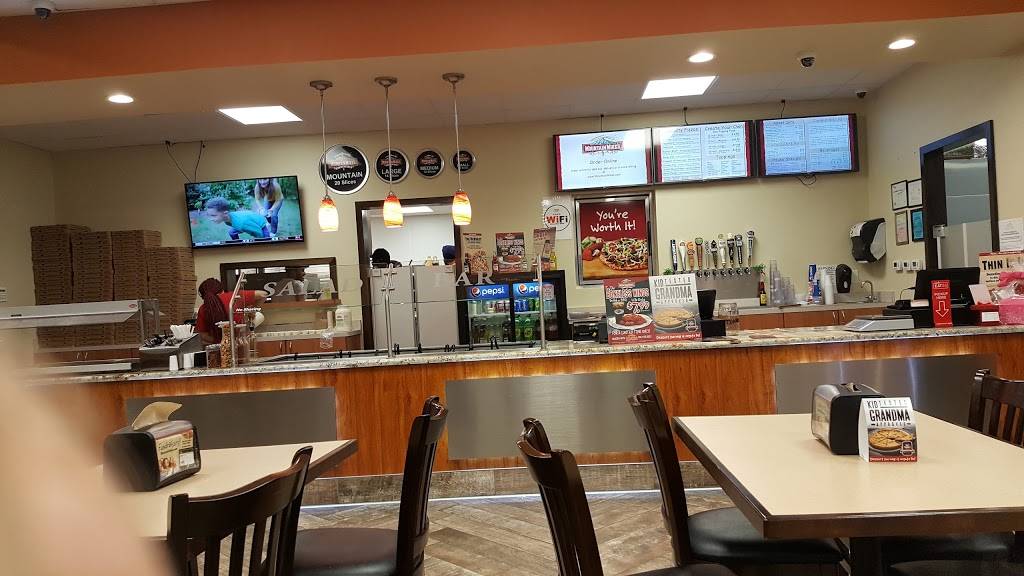 Mountain Mikes Pizza | meal delivery | 30 Golf Club Rd, Pleasant Hill, CA 94523, USA | 9258265101 OR +1 925-826-5101