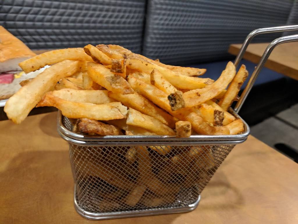 Traditions | restaurant | 302 Central Ave, Lawrence, NY 11559, USA | 5162953630 OR +1 516-295-3630