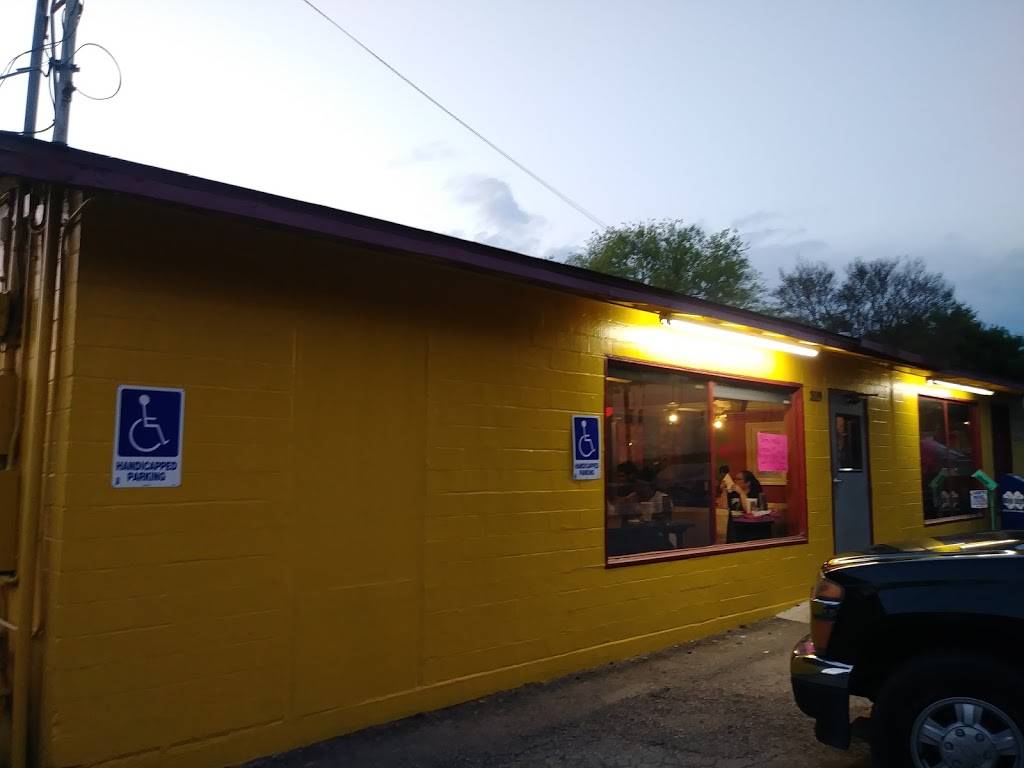 Jalisco Taqueria #4 | restaurant | 3119 S Gevers St, San Antonio, TX 78210, USA | 2105323049 OR +1 210-532-3049