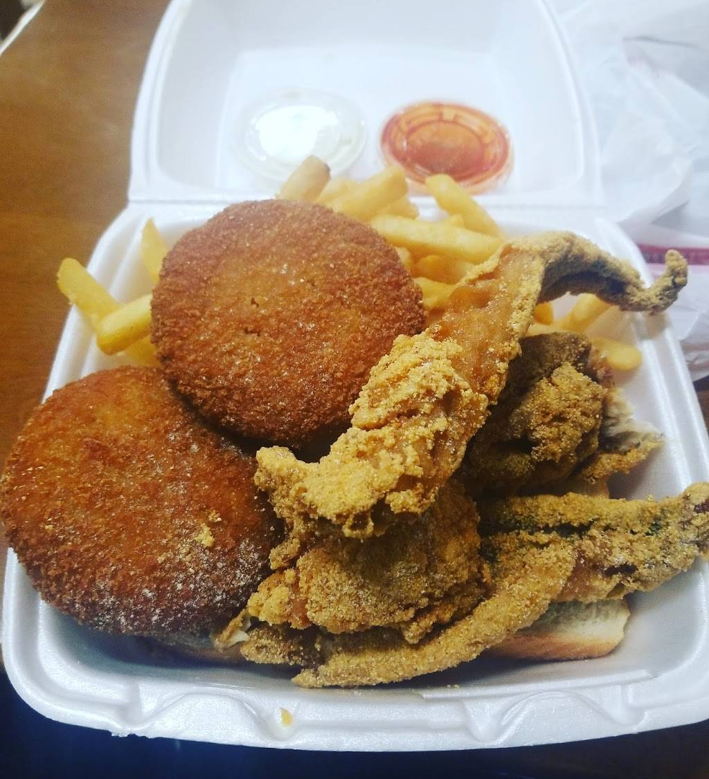 JJ Fish & Chicken | restaurant | 941 W Grand Ave, Oakland, CA 94607, USA | 5104441870 OR +1 510-444-1870