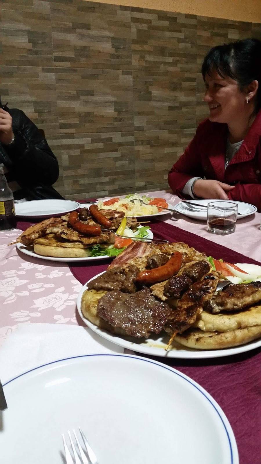 Hoops Sports Bar & Restaurant | restaurant | 1601 Rossville Ave, Frankfort, IN 46041, USA | 7656593313 OR +1 765-659-3313