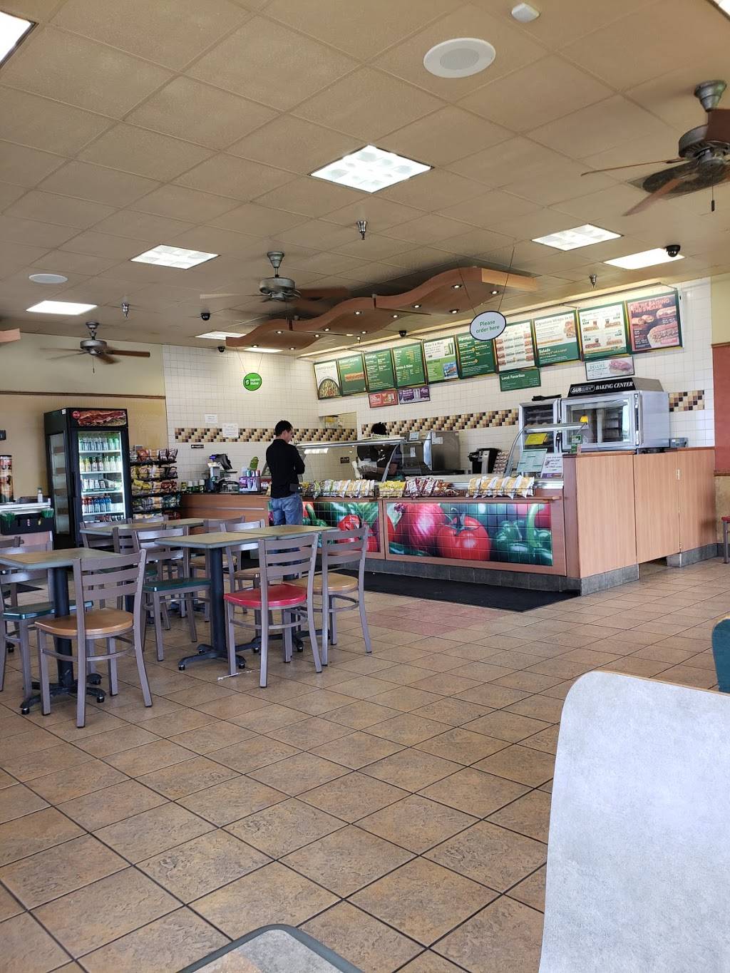 Subway | restaurant | 2448 N Clovis Ave, Fresno, CA 93727, USA | 5592922020 OR +1 559-292-2020