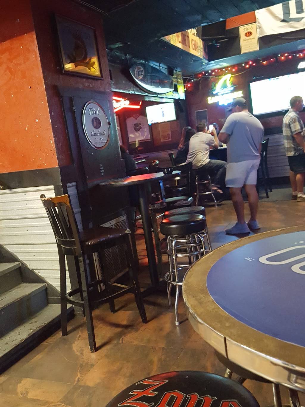 Zone 504 | restaurant | 504 Kipp Ave, Kemah, TX 77565, USA | 2815326902 OR +1 281-532-6902