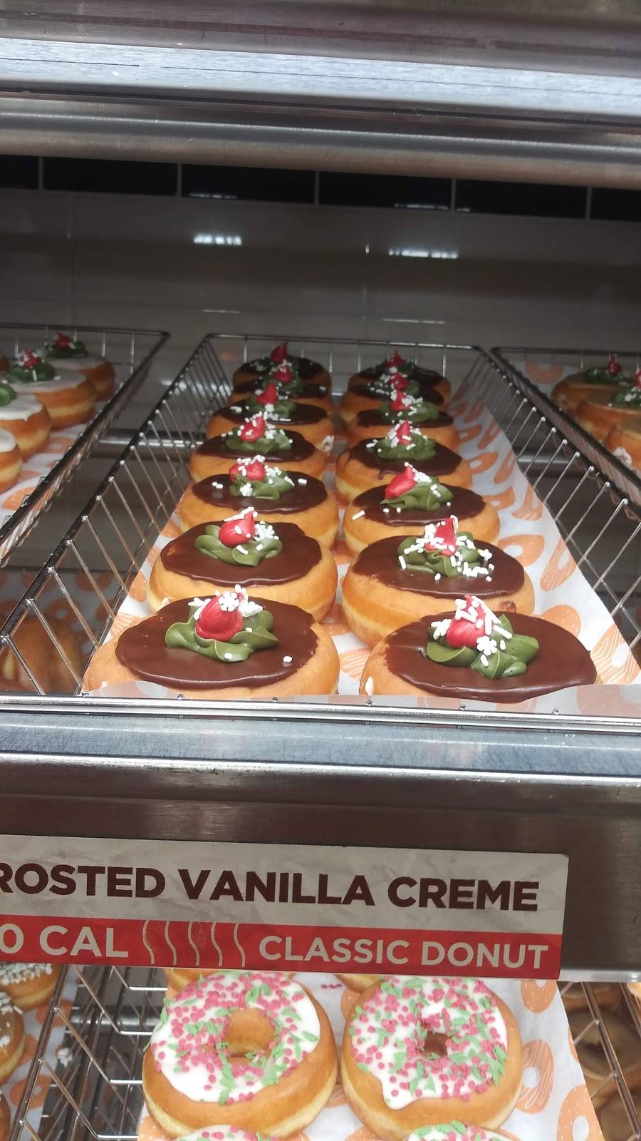 Dunkin | bakery | 4561 Tuscarawas St W, Canton, OH 44708, USA | 3304799654 OR +1 330-479-9654