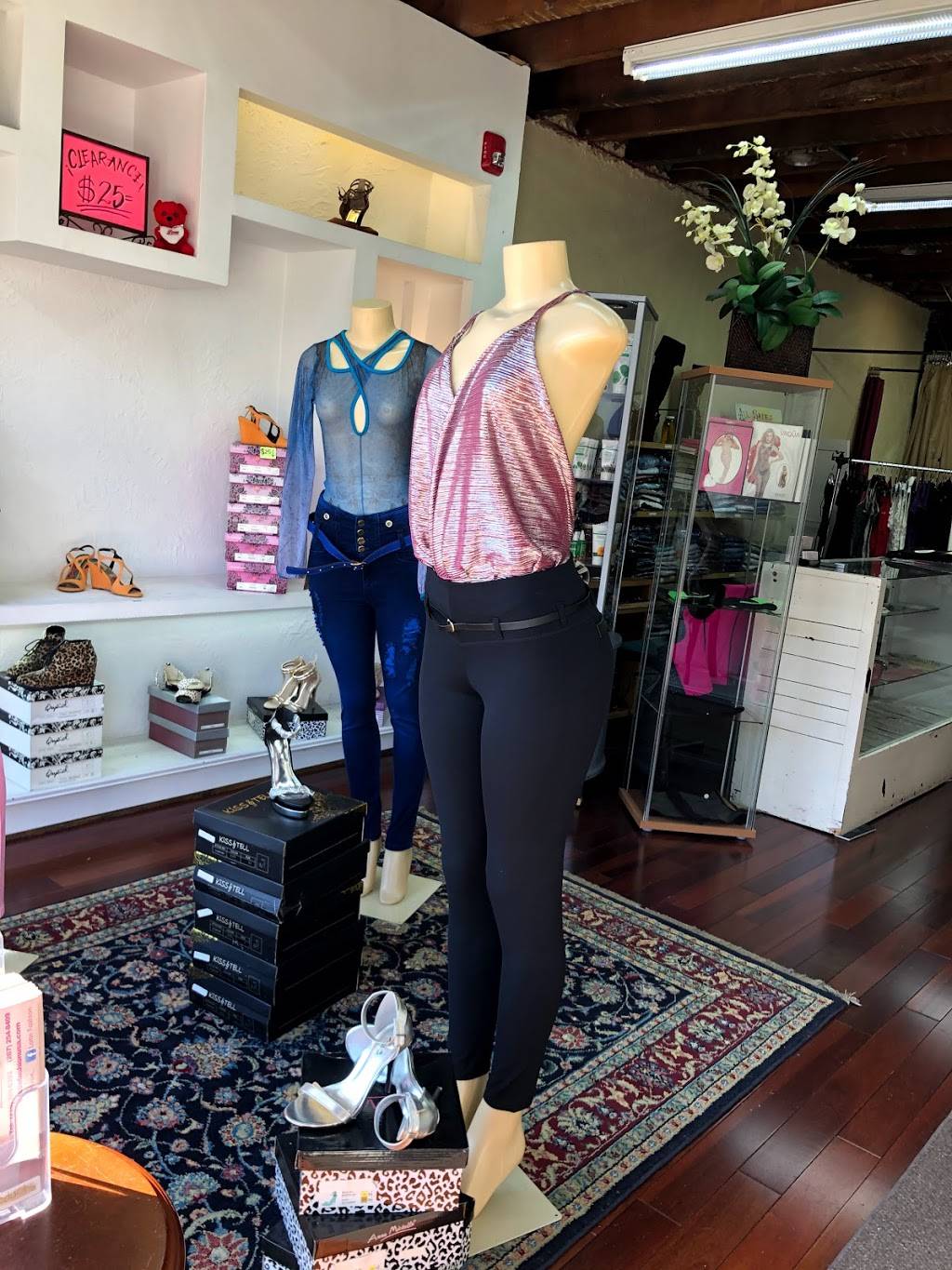 Latin Fashion | restaurant | 4648 N 5th St, Philadelphia, PA 19140, USA | 2153290352 OR +1 215-329-0352