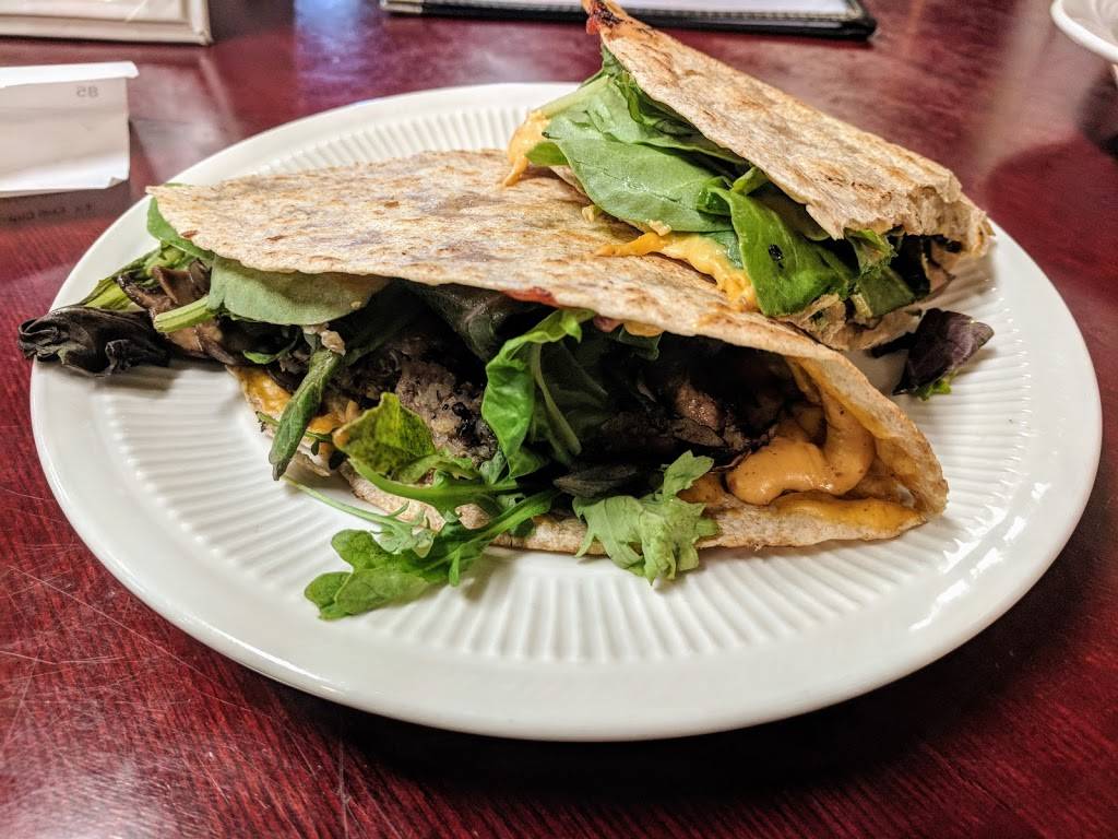 The Farm Cafe & Concessions Food Truck | cafe | 12 Emerald St, Keene, NH 03431, USA | 6033543521 OR +1 603-354-3521